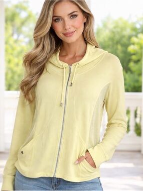 Zenergy by Chicos Women's Light Yellow Zip Hoodie with Full Zip and Drawstring